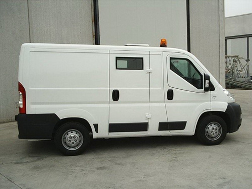 Zırhlı Para Taşıma Aracı